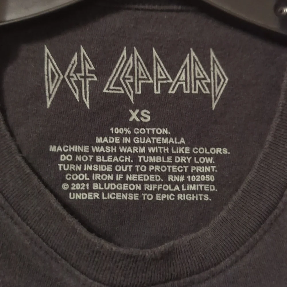 Def Leppard graphic shirt - Picture 5 of 5